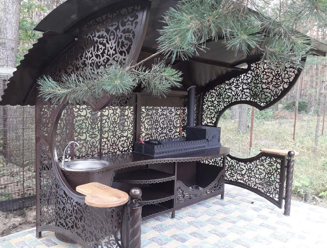 1972048739_w640_h640_1972048739